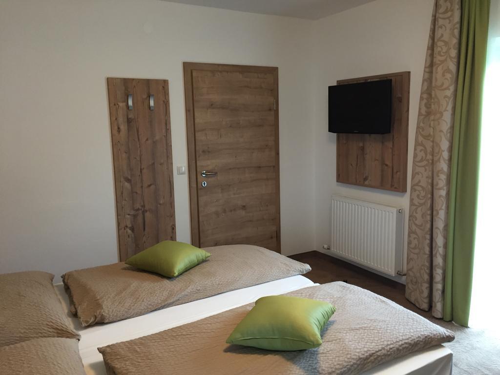 Pension David Puch bei Hallein Exterior photo